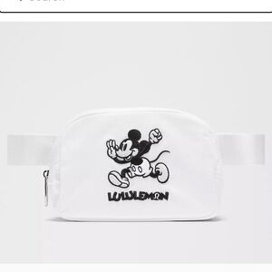 Disney x lululemon Everywhere Belt Bag 1L Mickey in Motion Graphic NWT